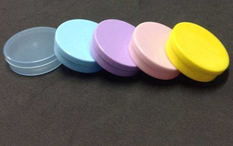 Latinha Plástica 5x1