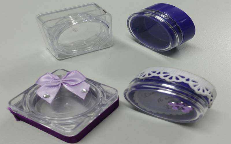 Potes Plásticos para Decoração